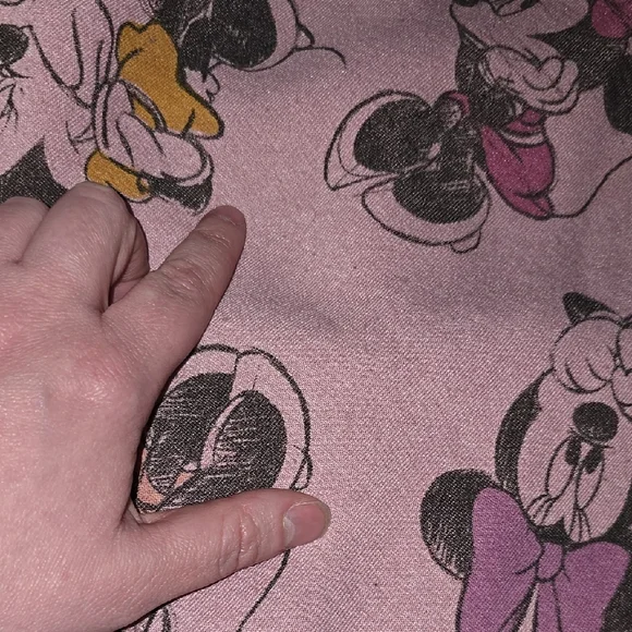 Disney Minnie Mouse Pink Sweatshirt Girls Small - Picture 9 of 10